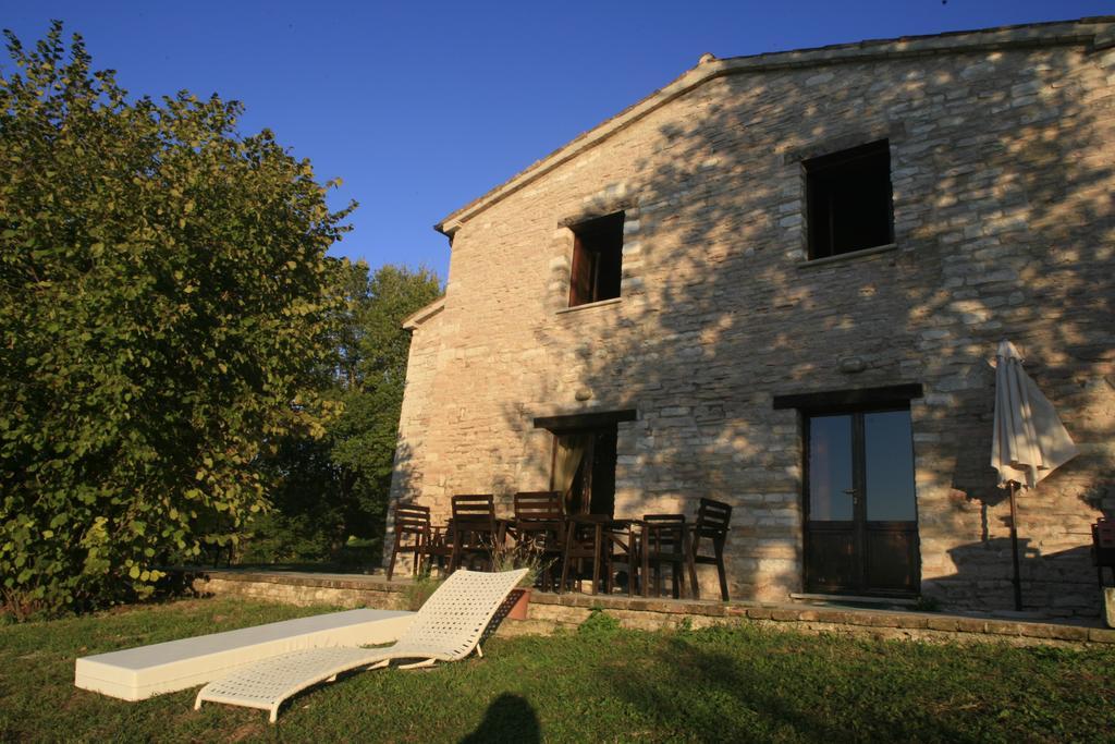 Agriturismo Il Fienile Di Ca Battista Cagli Exterior photo